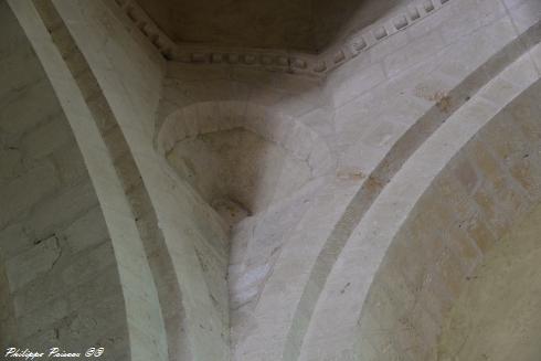 Église de Sémelay vue de l'intérieur Nièvre Passion