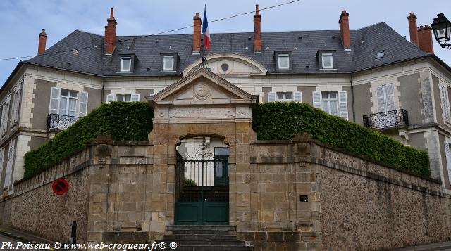 Sous préfecture de Château-Chinon Nièvre Passion