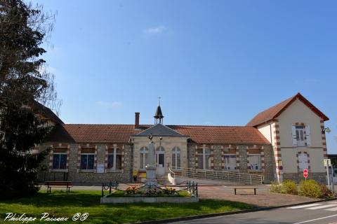 École Mairie de Saint-Martin-sur-Nohain un patrimoine