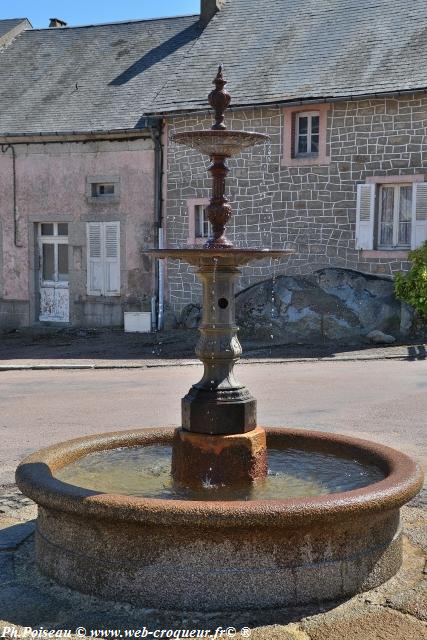 Fontaine de Saint-Martin-du-Puy