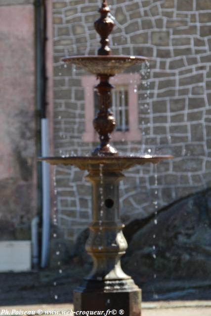 Fontaine de Saint-Martin-du-Puy