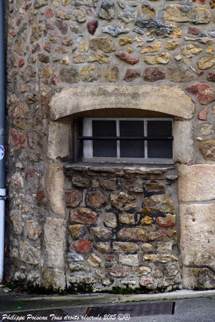 Ancienne tour de Saint Saulge