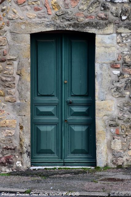 Ancienne tour de Saint Saulge