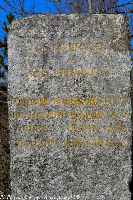 Inscriptions sur la pierre