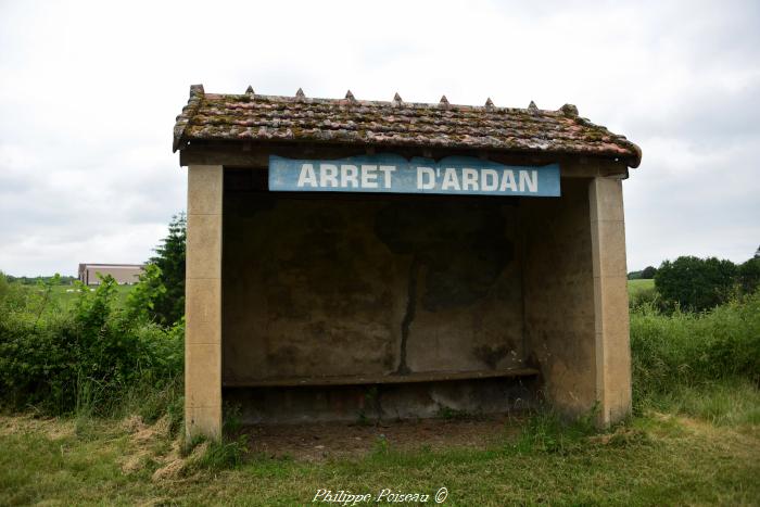 Arrêt du Tacot de la commune d'Ardan