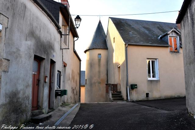 La vieille tour de Château Chinon un beau patrimoine