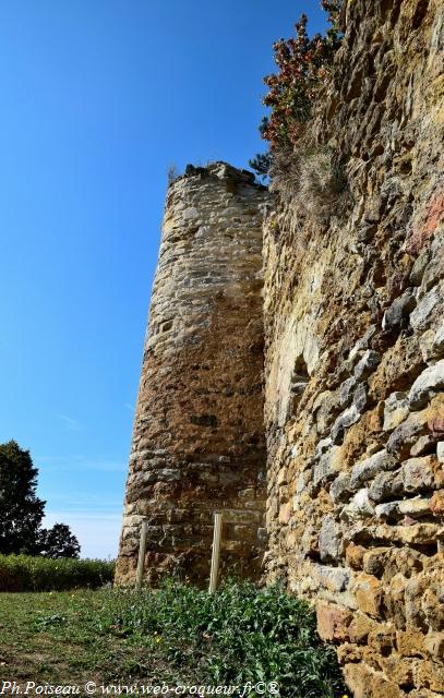 Les Tours de Moulins Engilbert Nièvre Passion