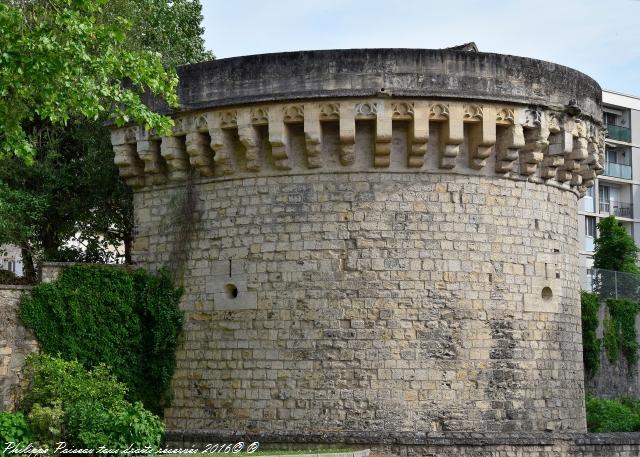 Les Remparts de la ville de Nevers