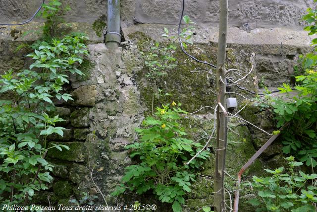 Tour de l'ancien Château de Prémery