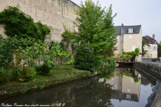 Les Remparts de la ville de Nevers