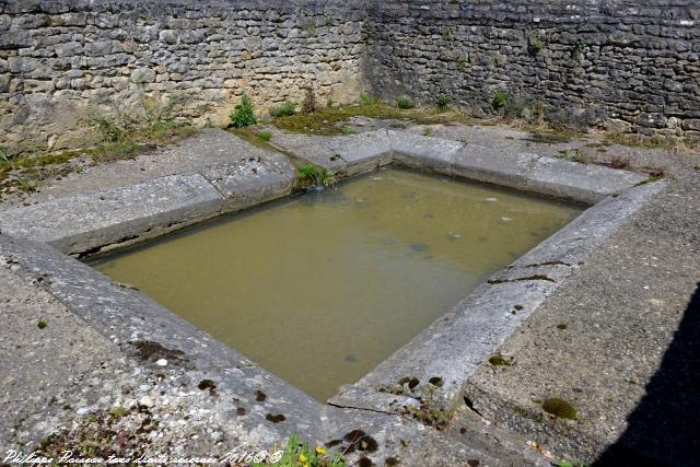 Lavoir de "Les Pierrets"
