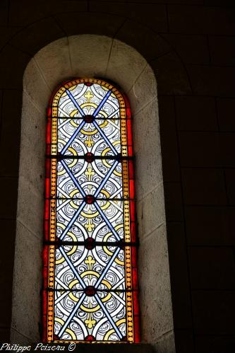 Intérieur de l'Église de Glux en Glenne Nièvre Passion