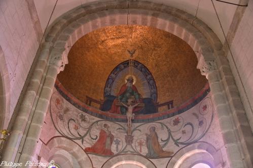 Intérieur de l'Église de Glux en Glenne