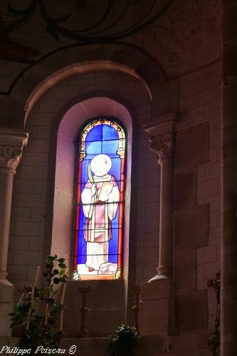 Intérieur de l'Église de Glux en Glenne Nièvre Passion