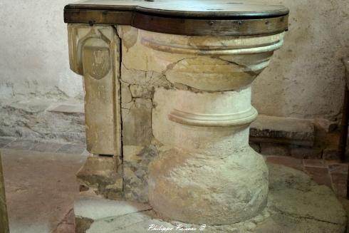 Intérieur de l'église de Rouy