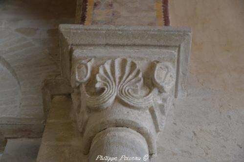 Intérieur de l'église de Verneuil Nièvre Passion